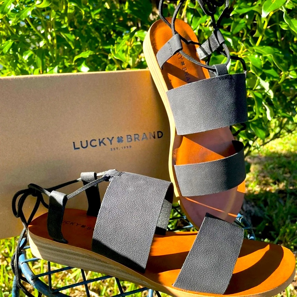 NIB Lucky Brand Sandals